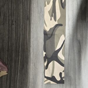 Camouflage Patterned Scarf